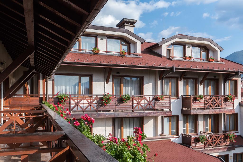 HOTEL EVELINA PALACE