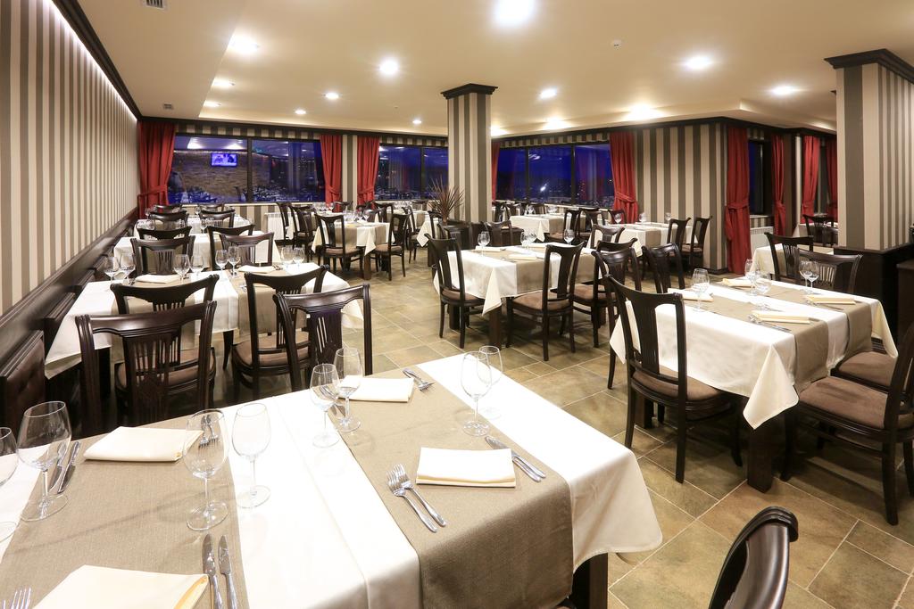 ROYAL PARK & SPA HOTEL