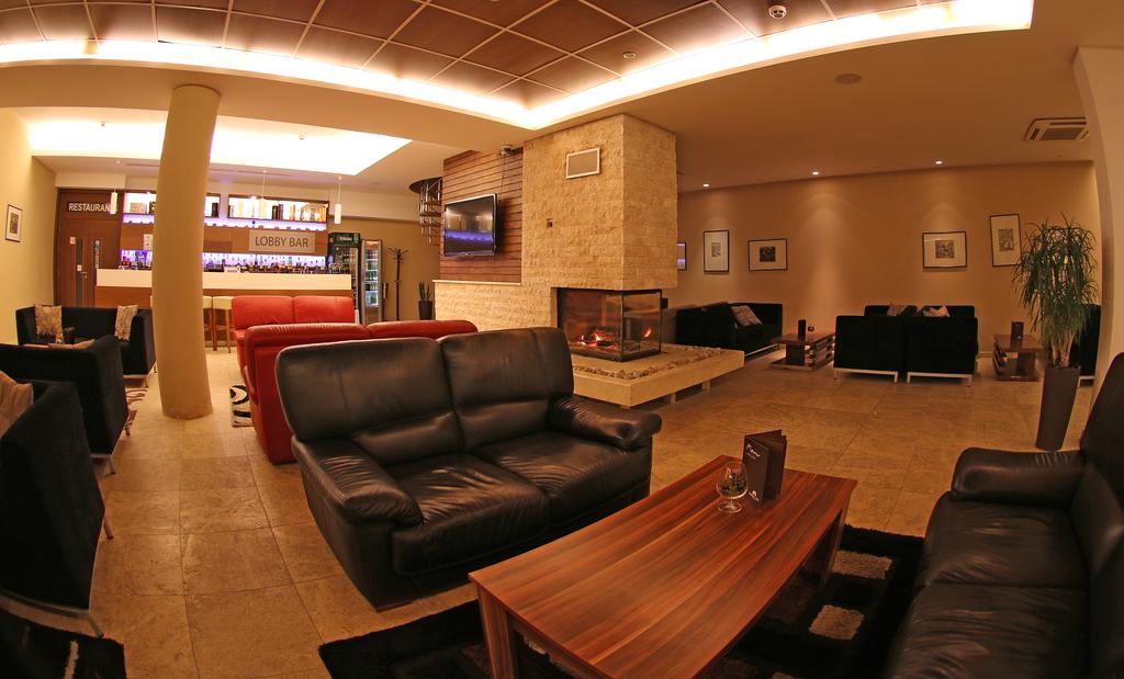 HOTEL RADINA’S WAY