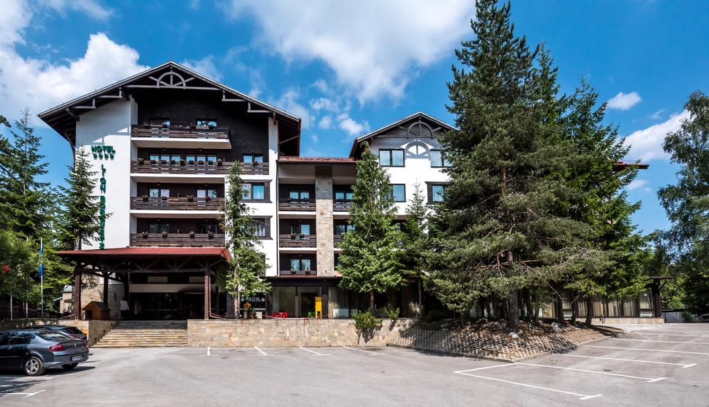 HOTEL LION