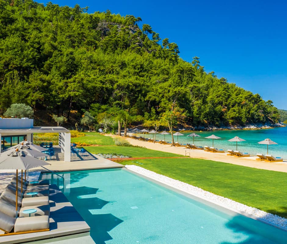 VATHI COVE LUXURY RESORT & SPA