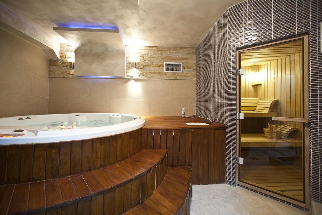 APARTHOTEL & SPA ZONED