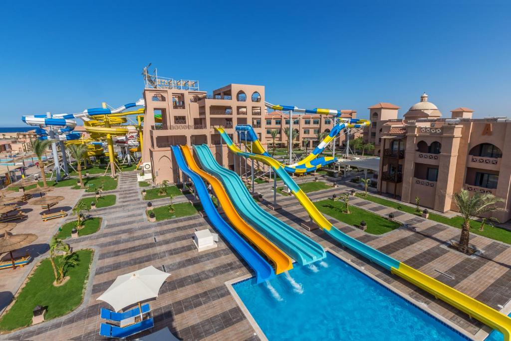Aqua Vista Resort – By Pickalbatros