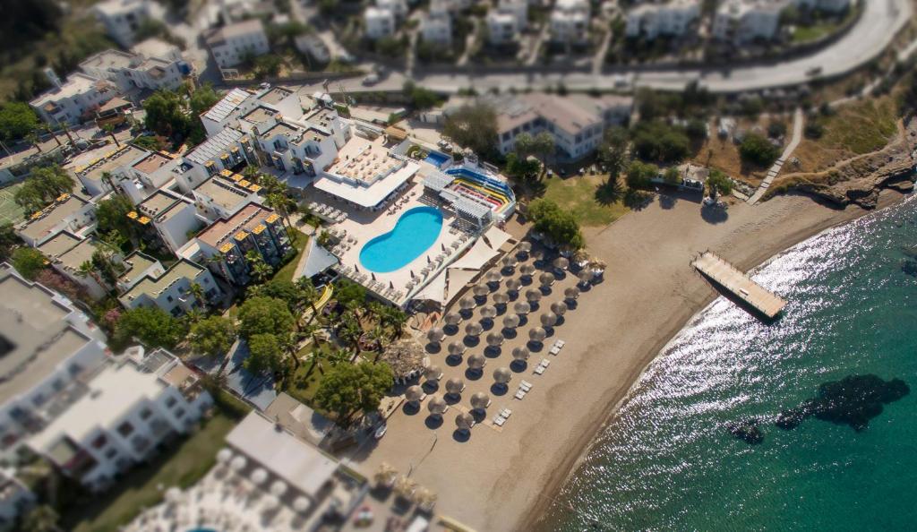 CHARM BEACH HOTEL