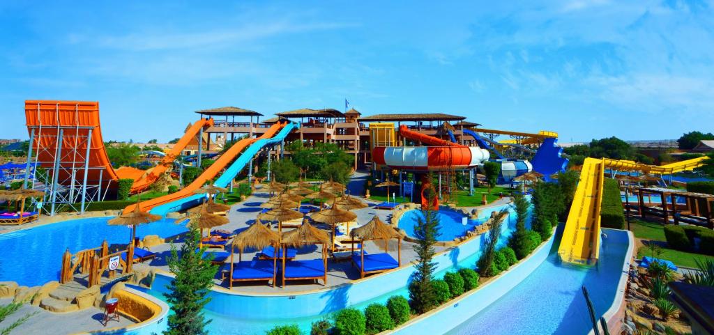Jungle Aqua Park  By Pickalbatros