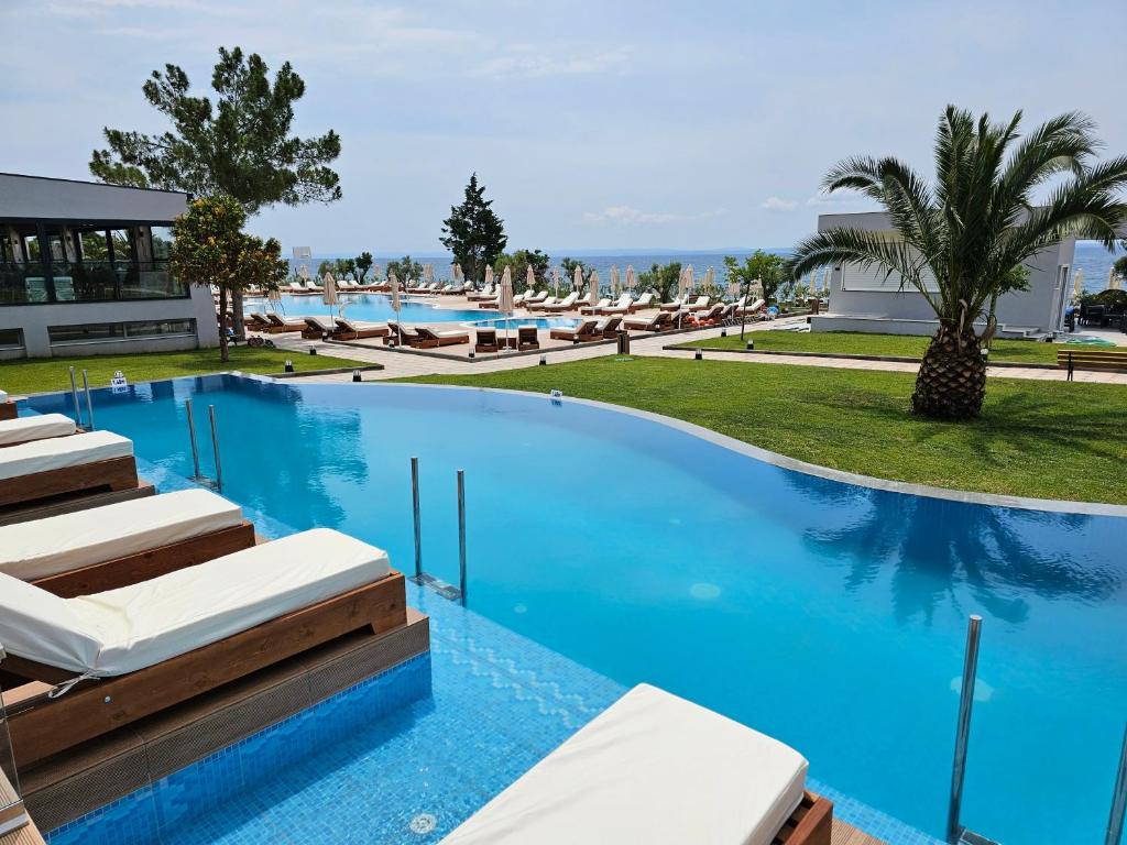 SEA COAST RESORT